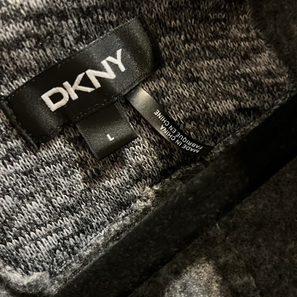 Dkny Sweater - image 3
